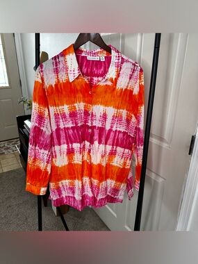 Susan Graver Pink & Orange Tie-Dye Button Down Shirt 🛞